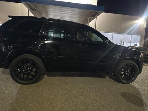 2021 Jeep Grand Cherokee Laredo X