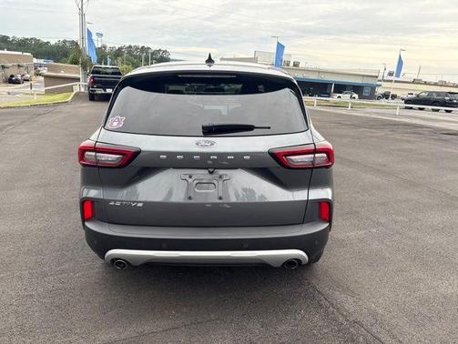 Carbonized Gray Metallic 2023 Ford Escape Active