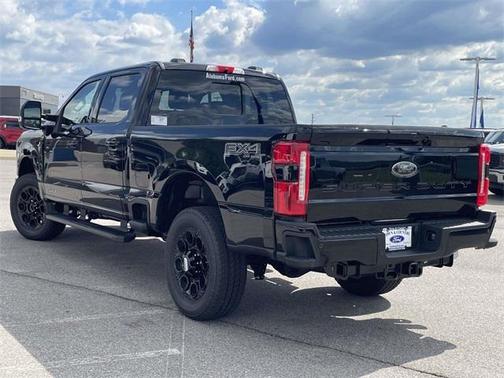 2026 Ford F-350 Lariat Super Duty