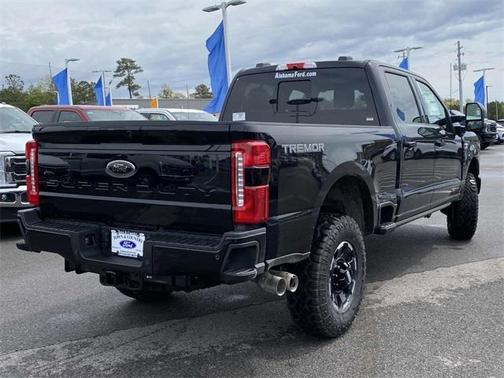 2025 Ford F-350 Lariat Super Duty
