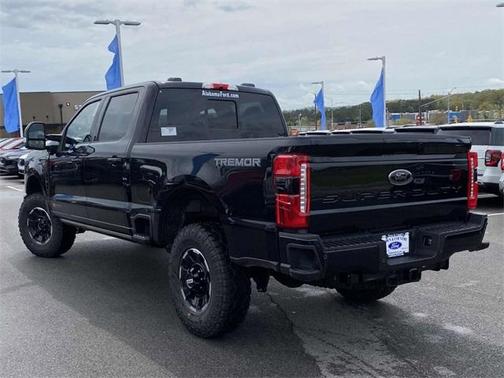 2025 Ford F-350 Lariat Super Duty