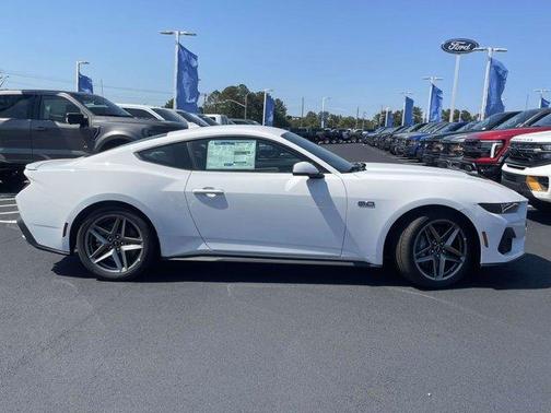 Oxford White 2026 Ford Mustang GT Premium