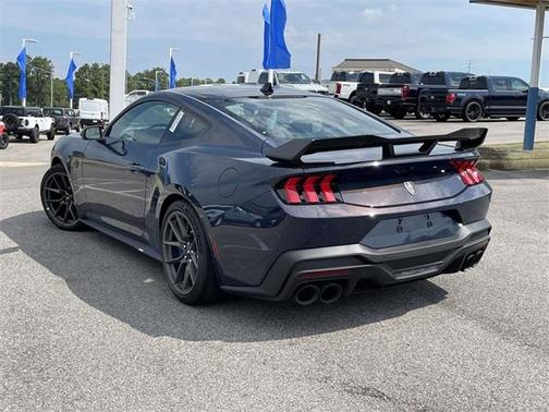 2025 Ford Mustang Dark Horse