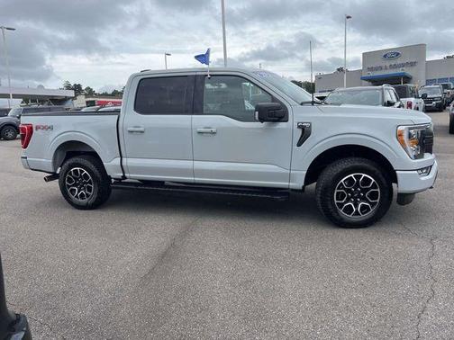 Avalanche 2023 Ford F-150 XLT