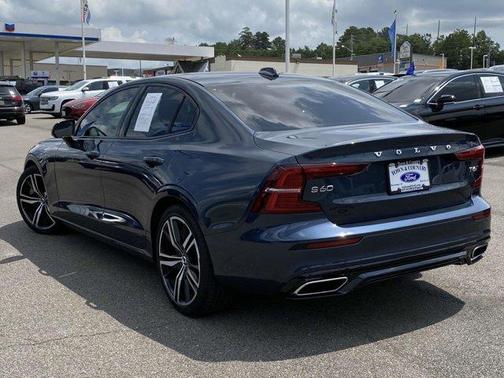2021 Volvo S60 T6 R-Design