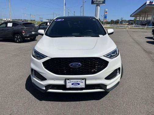 Star White 2022 Ford Edge ST