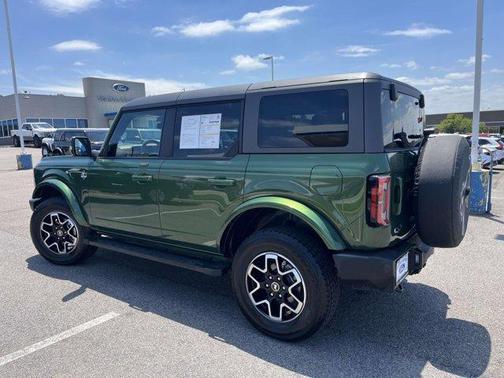 Eruption Green Metallic 2023 Ford Bronco Outer Banks