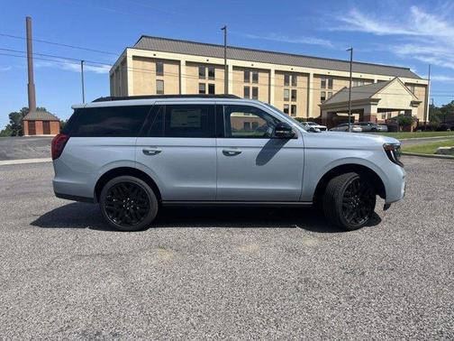 Glacier Gray Metallic 2026 Ford Expedition Platinum