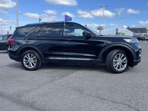Agate Black Metallic 2023 Ford Explorer Limited