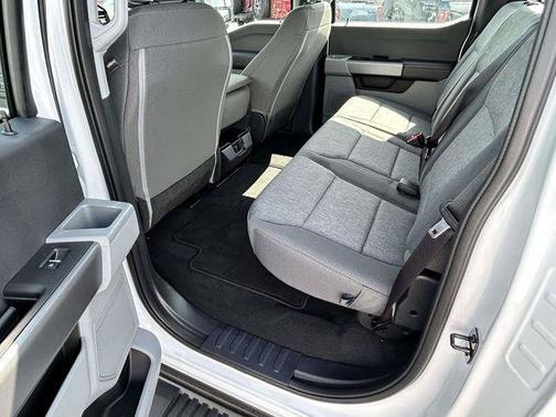 Oxford White 2026 Ford F-250 XL