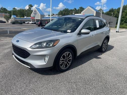 2020 Ford Escape SEL