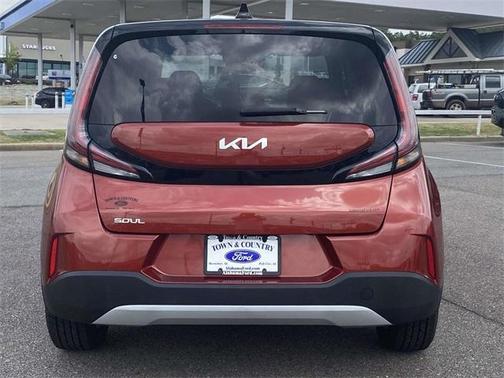 2023 Kia Soul S