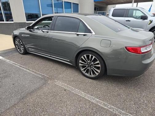 2017 Lincoln Continental Reserve