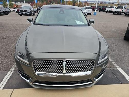 2017 Lincoln Continental Reserve