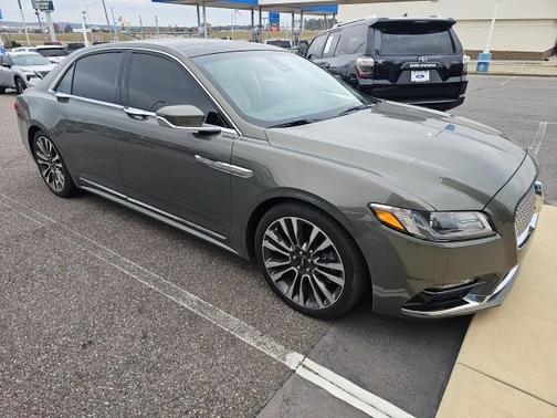 2017 Lincoln Continental Reserve