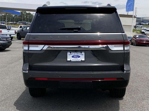 2024 Lincoln Navigator Black Label
