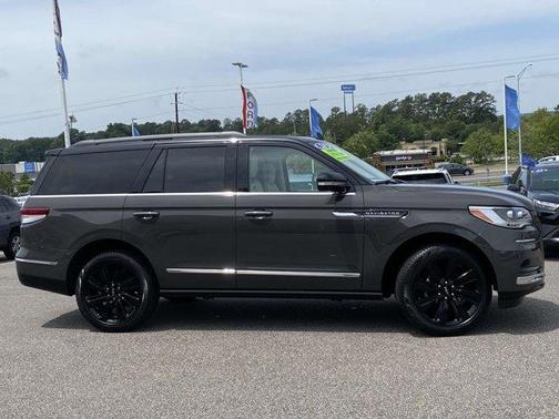 2024 Lincoln Navigator Black Label