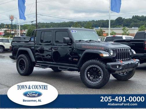 Black Clearcoat 2022 Jeep Gladiator Mojave