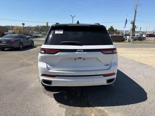 2025 Jeep Grand Cherokee Summit