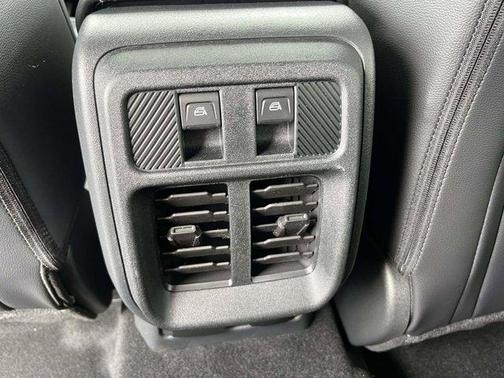 Avalanche Gray 2026 Ford Bronco Outer Banks