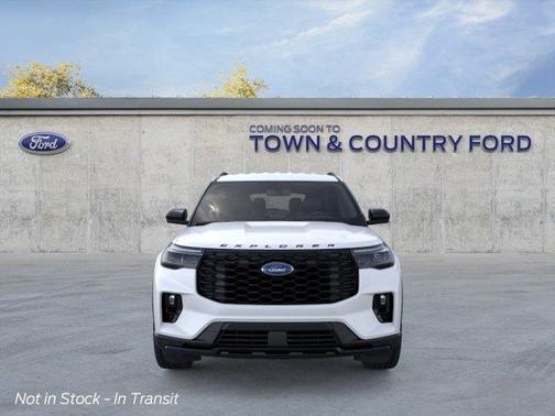 Star White 2026 Ford Explorer ST-Line