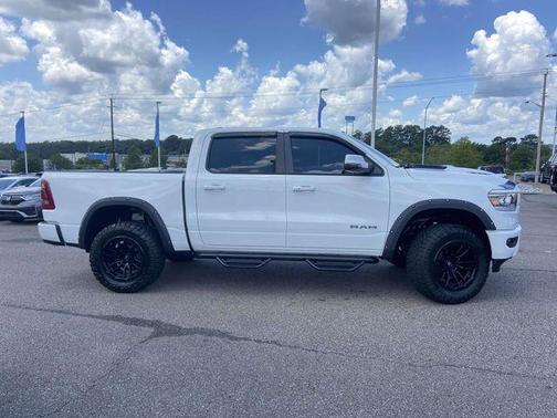Bright White Clearcoat 2024 RAM 1500 Laramie