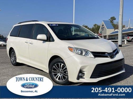 2019 Toyota Sienna L