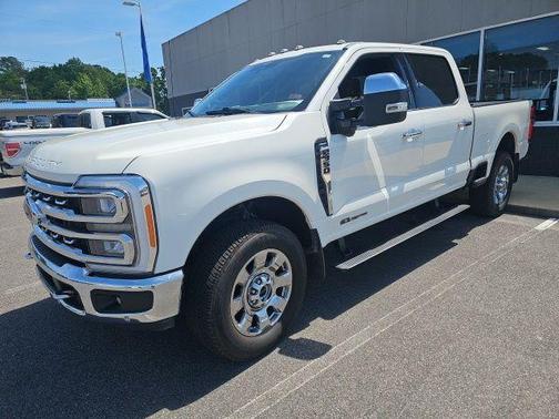 2023 Ford F-350 Lariat Super Duty