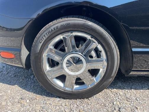 2004 Ford Thunderbird