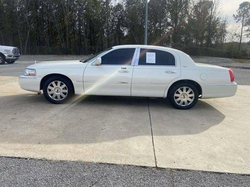 2007 Lincoln Town Car Designer Series