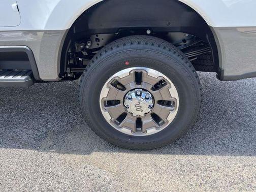 Star White 2026 Ford F-350 King Ranch