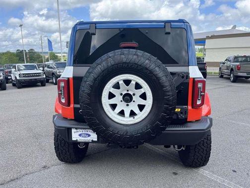 Oxford White 2025 Ford Bronco Stroppe Edition