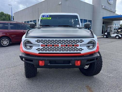 Oxford White 2025 Ford Bronco Stroppe Edition