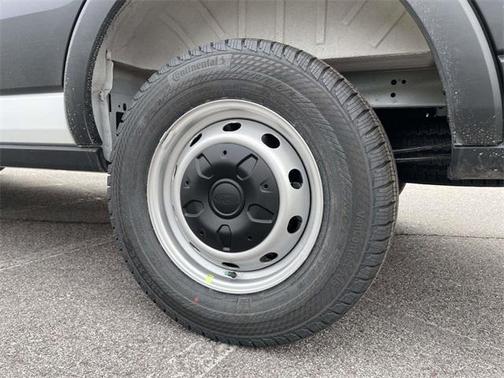 2026 Ford Transit-250 148 WB Medium Roof Cargo
