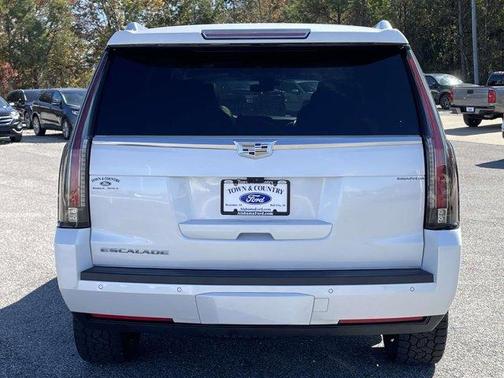 2019 Cadillac Escalade Premium Luxury