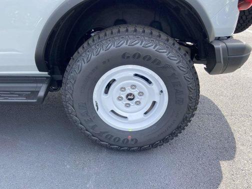 Avalanche Gray 2026 Ford Bronco Heritage Edition