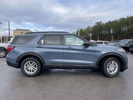 Vapor Blue Metallic 2026 Ford Explorer Active