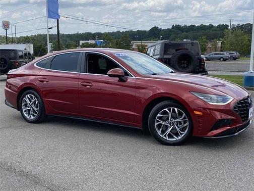 2023 Hyundai SONATA SEL