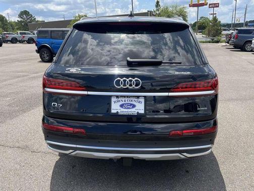 Night Black 2021 Audi Q7 55 Premium Plus