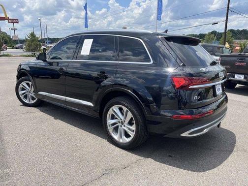 Night Black 2021 Audi Q7 55 Premium Plus