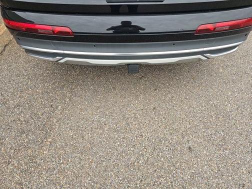 Night Black 2021 Audi Q7 55 Premium Plus