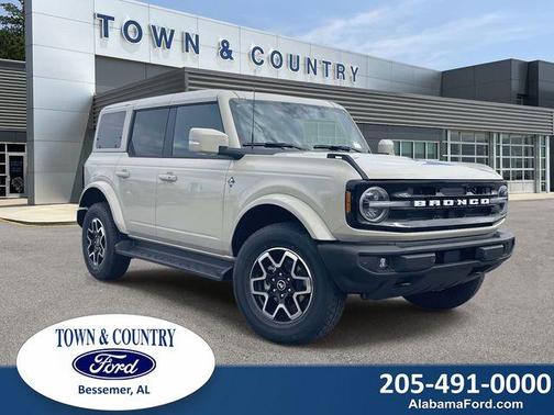 2025 Ford Bronco Outer Banks