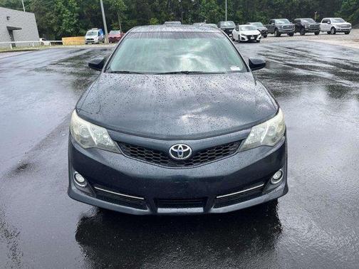 Magnetic Gray Metallic 2013 Toyota Camry SE
