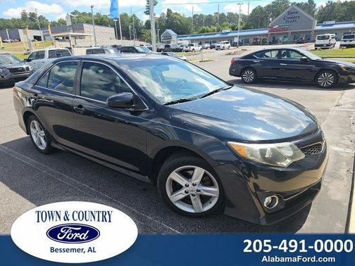 Magnetic Gray Metallic 2013 Toyota Camry SE