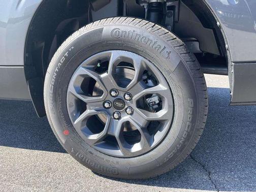 Carbonized Gray Metallic 2026 Ford Maverick XLT