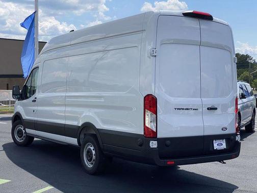 Oxford White 2026 Ford Transit-250 Base