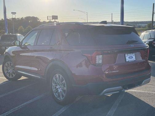 2025 Ford Explorer Platinum