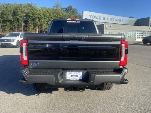 2026 Ford F-250 Platinum