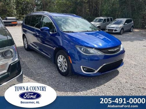 2019 Chrysler Pacifica Touring-L