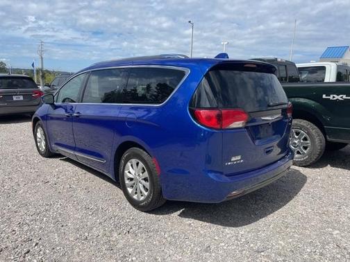 2019 Chrysler Pacifica Touring-L